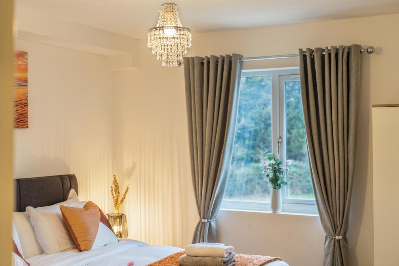 Ashview 2 - Heathrow - Thorpe Park - Free Parking Apartment Staines-upon-Thames